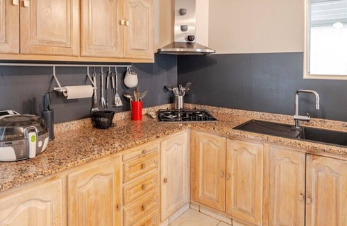 Dax House | 30mn from beaches, large 8-room house with Andalusian patio and private pool.