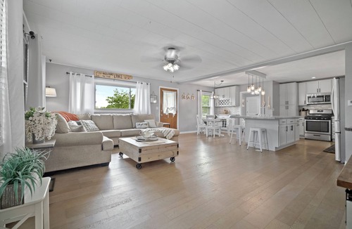 Graymont House | 4 bedroom house with game room, pool, hot tub, & fire pit near Lake Bloomington