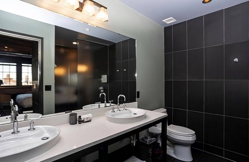 Fifth Ward Hotel | 4 Premium Lofts at The Iron Horse Hotel | Pets Are Welcome!