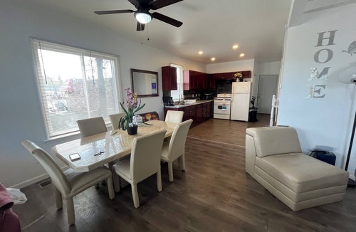 Detroit House | 420 friendly Spacious 3-bedroom house in cool Detroit with WiFi and AC