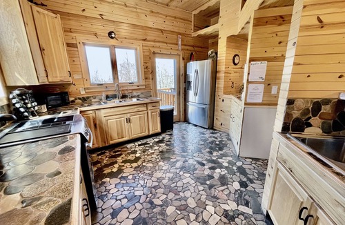 Central Lake House | 4bd/5ba Luxe Log Cabin - Sunset View of Torch Lake, Hiking Trails, Premier Golf
