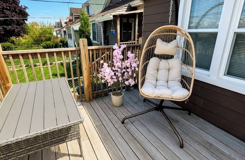 Belmont Cragin House | 4BR Retreat w/Theater, Arcade, Gym and Firepit