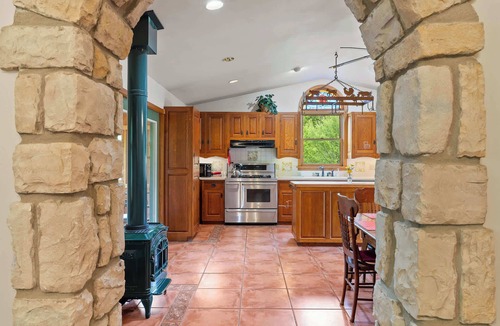 Ellison Bay Cabin | 5 Acres in Ellison Bay! The Goddess Door Family Home