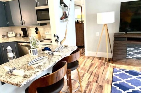 Green Bay Apartment | #5 The Hockey Haven: Ritchie’s Titletown Suites
