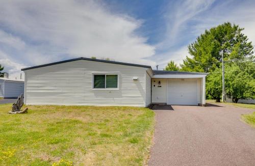 White Pine House | 6 Mi to Lake Superior! All-Season Family Retreat