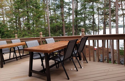 Eagle River Cabin | 6BR/3.5BA with no stairs to lake! Great location for fall in the Northwoods.