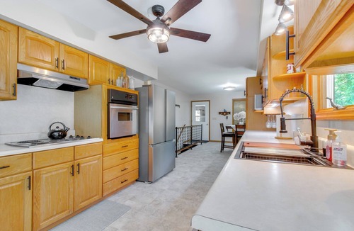 Frederick House | 9 Mi to Downtown Rushville: Cozy Getaway w/Grill