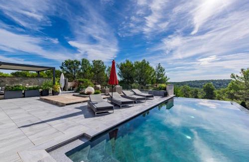 Saint-Gely-du-Fesc Villa | A prestigious villa with 2 swimming pools and 1 spa in the south of France