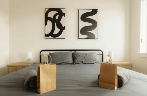 Washington Apartment | Above The Roots - Stylish 1BD on the Square