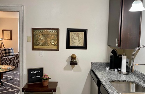 Oshkosh Apartment | Adorable Flat In the Center Of It All