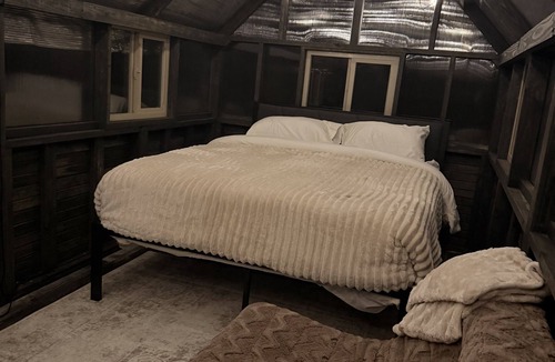 Harris RV Rental | Alderwood Glamping: ORION