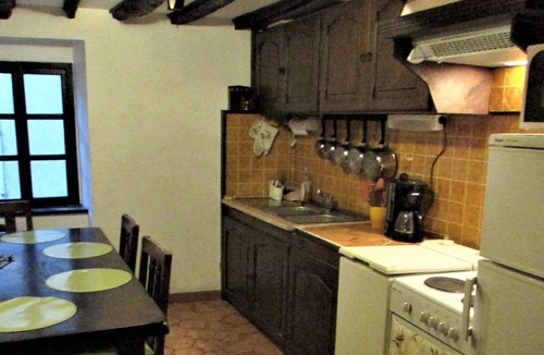 Chalabre Apartment | ALL TYPICAL HOUS.