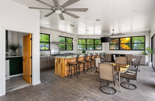 Newton House | Amazing Luxury Mansion ~ Indoor Pool ~ Stunning Lake Views ~ One Of A Kind!