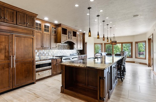Newton House | Amazing Luxury Mansion ~ Indoor Pool ~ Stunning Lake Views ~ One Of A Kind!