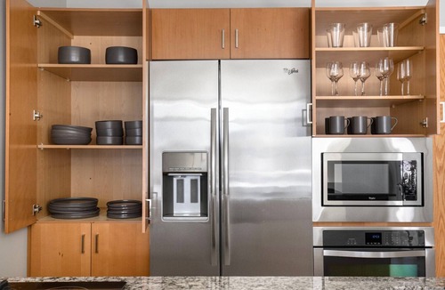 Streeterville Apartment | Amazing Streeterville 1BR w/Terrace & Gym, nr Riverwalk, by Blueground