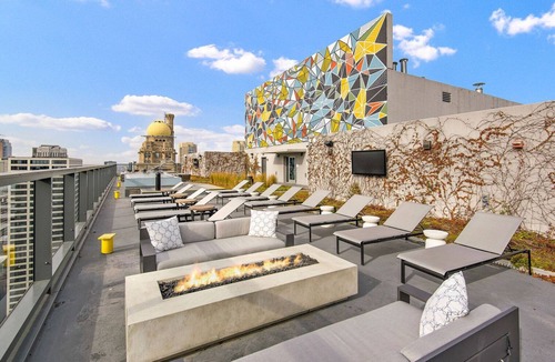 Streeterville Apartment | Amazing Streeterville 1BR w/Terrace & Gym, nr Riverwalk, by Blueground