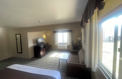 Council Bluffs Hotel | AmericInn Council Bluffs IA