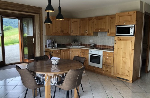 Saint-Jean-de-Sixt Apartment | APARTMENT FOR 2 PEOPLE IN QUIET AREA WITH TERRACE (3 stars)
