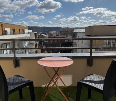 Centre Ville Rive Gauche Apartment | Apt Neuf Centre Saint-sever
