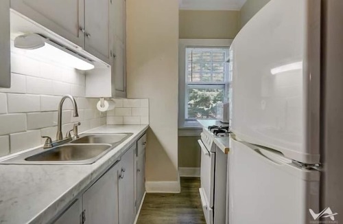 Saint Joseph Apartment | Apt2B/monthly: St. Joe NHBD walk to beach/downtown