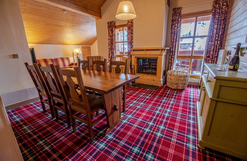 Arc-1950 Apartment | Arc 1950, Hameau du Glacier, Top floor, 65m2, Fireplace, South-facing balcony, Swimming pool