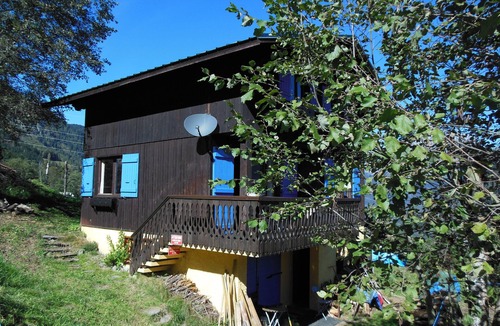Les Houches Ski Chalet | Authentic alpine chalet in Chamonix Valley, next to Prarion piste, Les Houches.