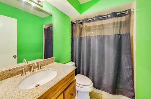 Gurnee House | Awesome 3-bedroom house with AC in charming Gurnee