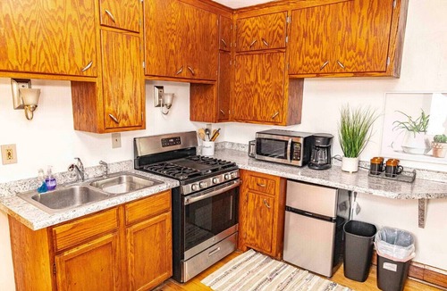 Milwaukee Apartment | Babich Building – B1 – Upper 2BR