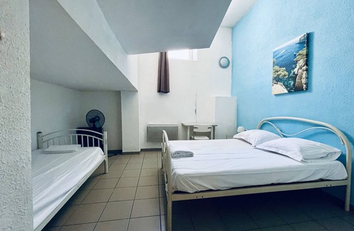8th Arrondissement House | Balaena