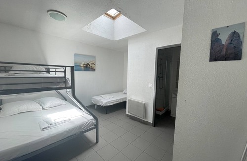 8th Arrondissement House | Balaena