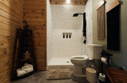 Afton Condo | Barrel Stay at Hidden Creek | King Suite with Sauna + Trails
