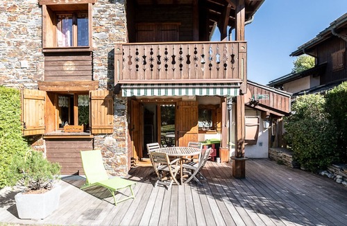 Les Praz-de-Chamonix Apartment | Beautiful duplex with garden in Chamonix, 4 people, pets allowed, parking, wifi