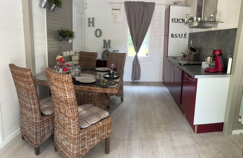 Biscarrosse Villa | Beautiful lakefront rental: heated VITREE pool, hot tub, air conditioning, bicycles