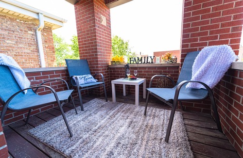 Summit Apartment | Beautiful & Romantic Apartment In Midway!