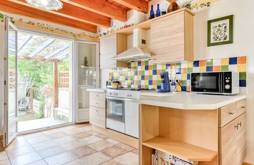 Saint-Pierre-la-Mer Villa | Beautiful Villa downtown 120 m² comfort * air conditioning, wifi 200 m plage