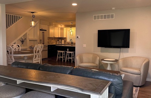 Walled Lake House | Beautifully Furnished 3-Bedroom Home with Lake View - Five minutes to I96 and M5