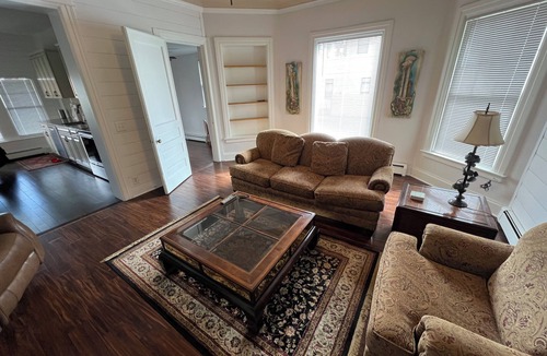 Lake Geneva Apartment | Beautifully remodeled apartment located a short 2 blocks from Geneva Lake!