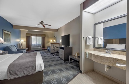 Geneseo Hotel | Best Western Geneseo Inn