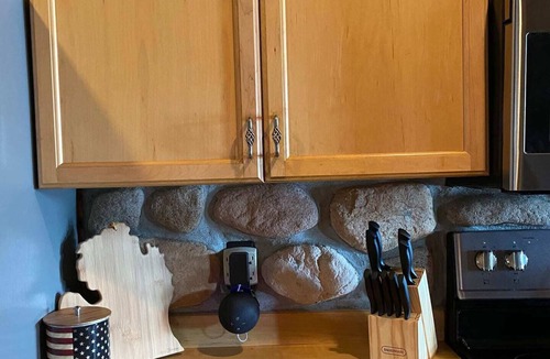 Curtis Township House | Big Bear Lodge 🐻🐾, On Lake w/Private Beach & Tiki Bar 🏖 Wi-fi & Dish Network!