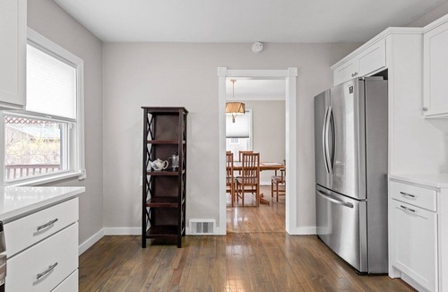 Muskegon House | Blue Paw Retreat | Pet Friendly Stay Near Lake Michigan Beaches & Golf