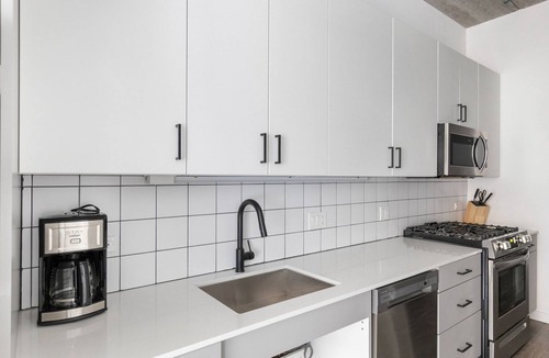 Near North Side Apartment | Blueground | Near North Side, rooftop, nr Riverwalk