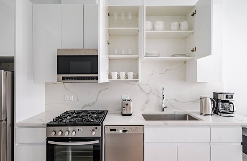 Downtown Chicago Apartment | Blueground | The Loop, elevator, nr Willis Tower