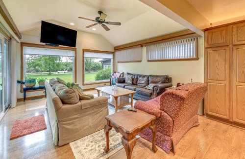 Spring Grove House | Boater's Base! Waterfront Chain O Lakes Hideaway