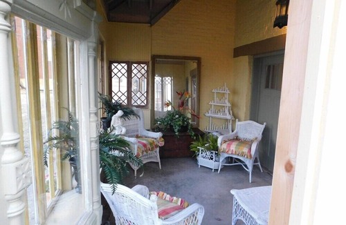 Keokuk House | Box Cottage