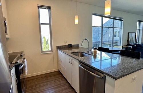 Lower East Side Apartment | Brady St Oasis - Walkable & Quiet Neighborhood + Private Balcony | Sleeps 5
