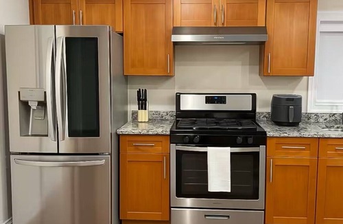 Bridgeport House | Bridgeport Basecamp Comfy Peaceful Sleeps 10+