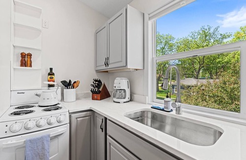 Douglas Apartment | Bright 1-BR Apartment in Downtown Douglas
