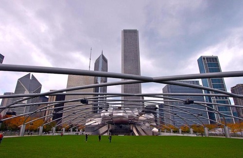 Near South Side Apartment | Bright and Stylish 2BR Suite on Michigan Ave Near Grant Park, Museum Campus and Lakefront