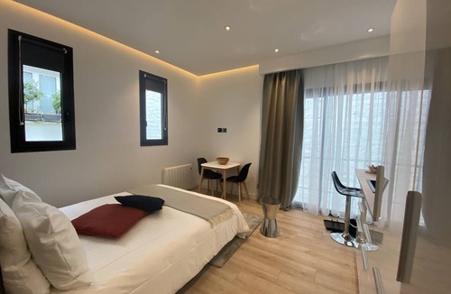 15th Arrondissement Apartment | C8 Mini Studio Design 175Blo-Paris Convention