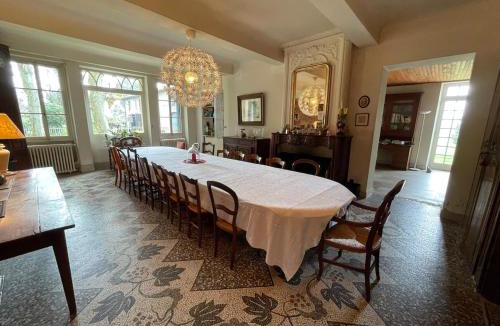 Clermont House | Camiade